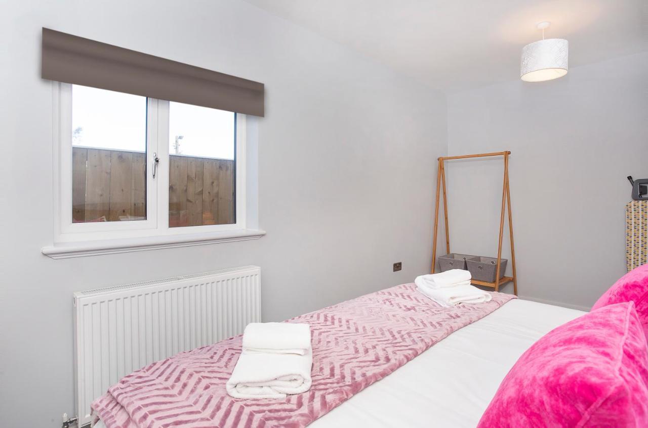 The Luxury Potting Shed With Free Parking! Apartamento York Exterior foto