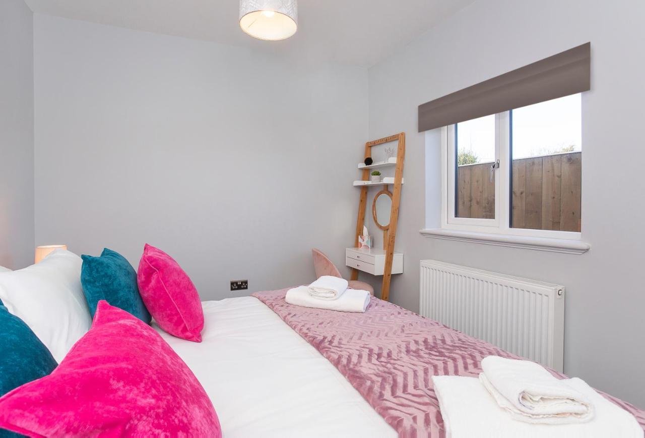 The Luxury Potting Shed With Free Parking! Apartamento York Exterior foto