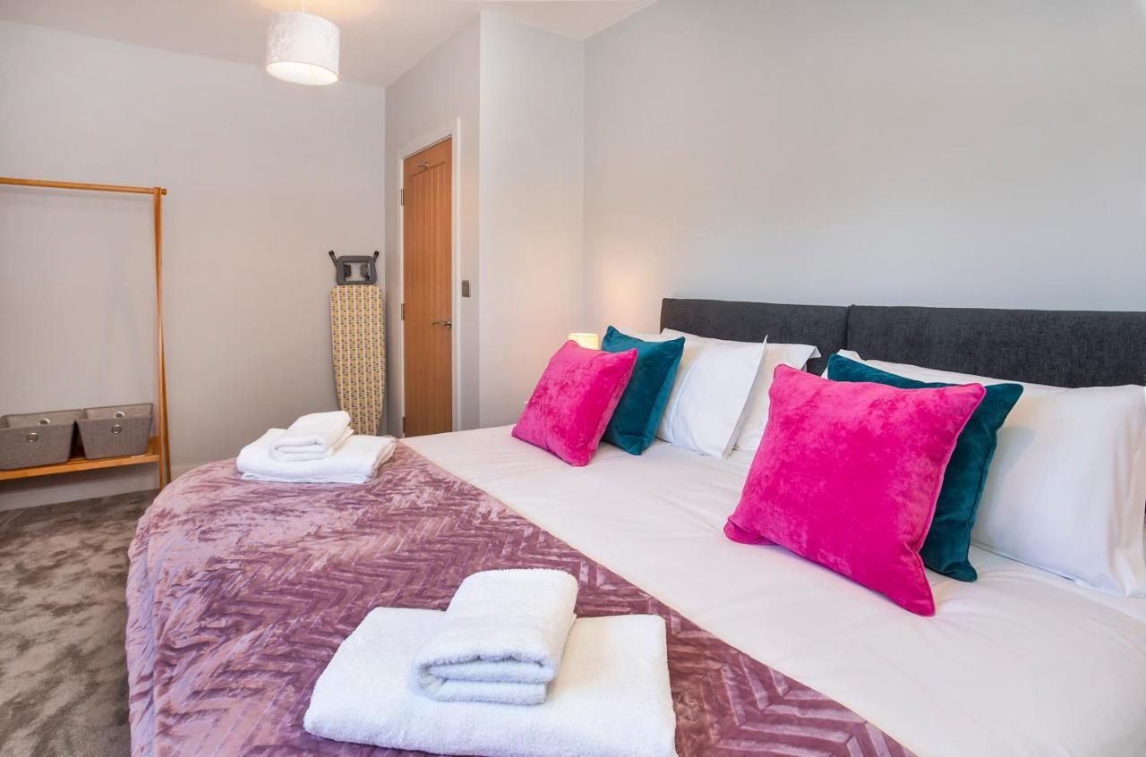The Luxury Potting Shed With Free Parking! Apartamento York Exterior foto